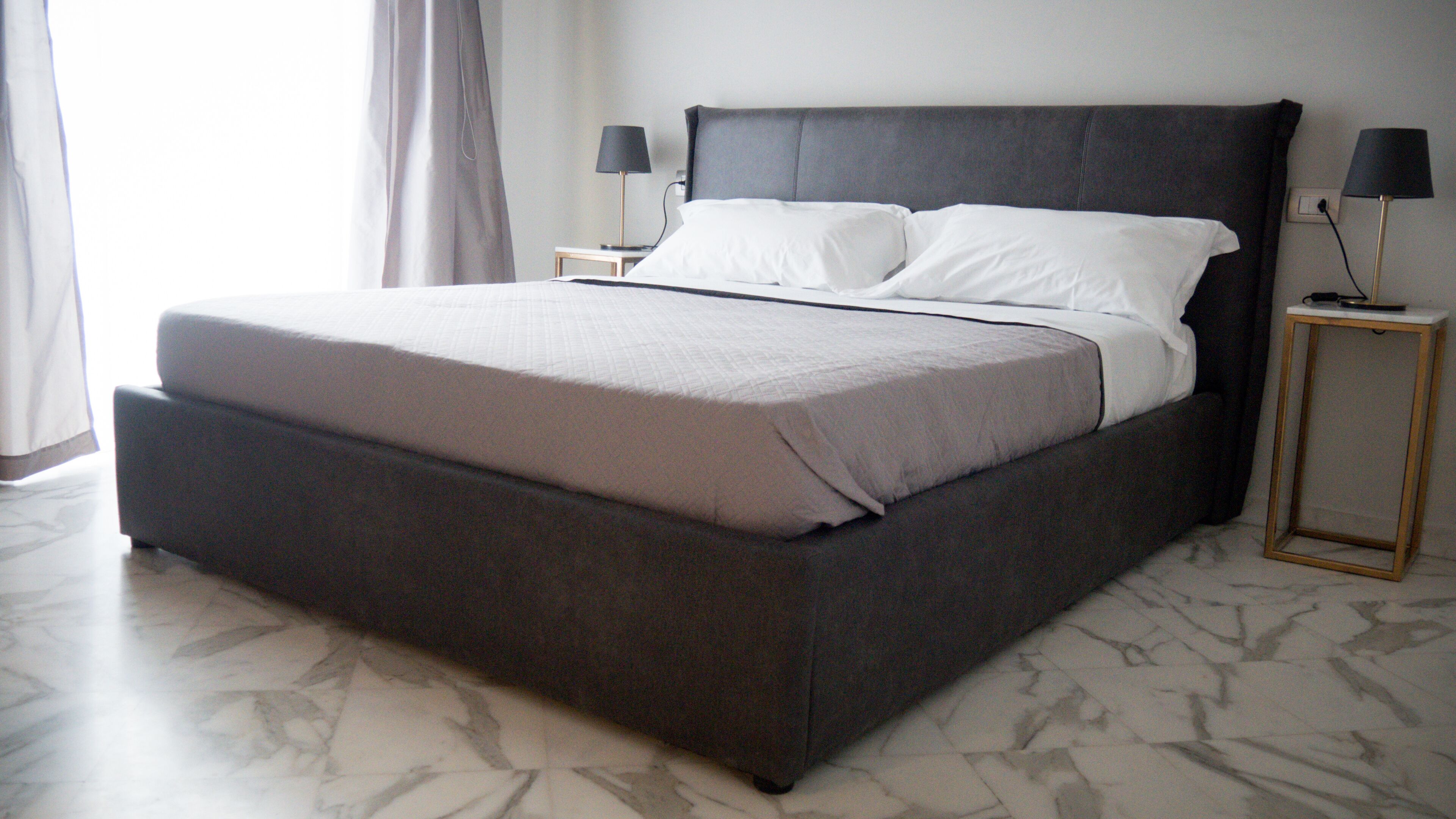 Toledo Class - B&B Naples