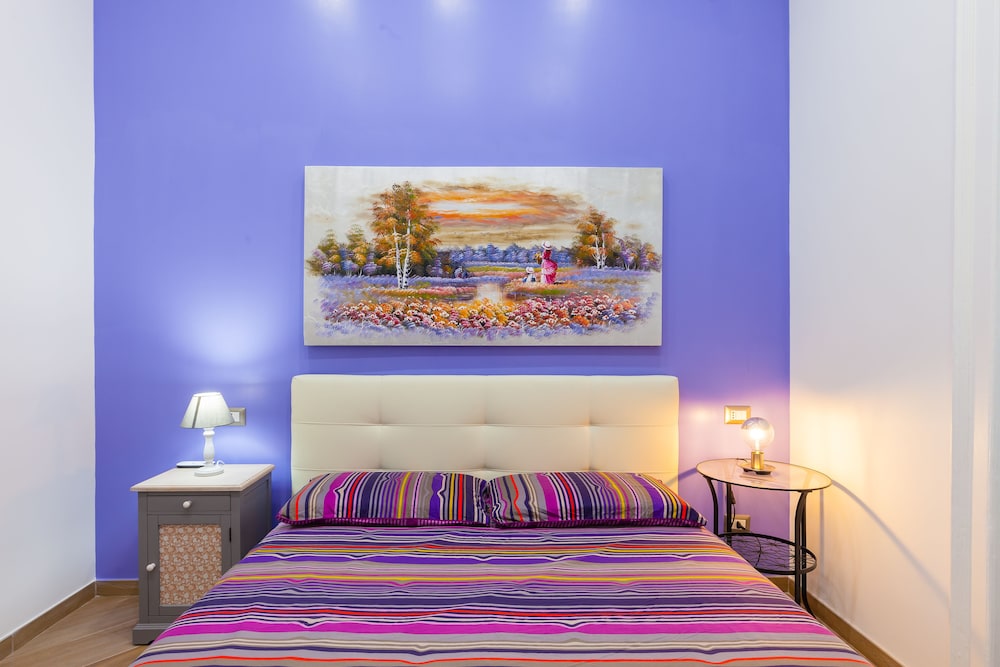 Vomero Rooms by Napoliapartments