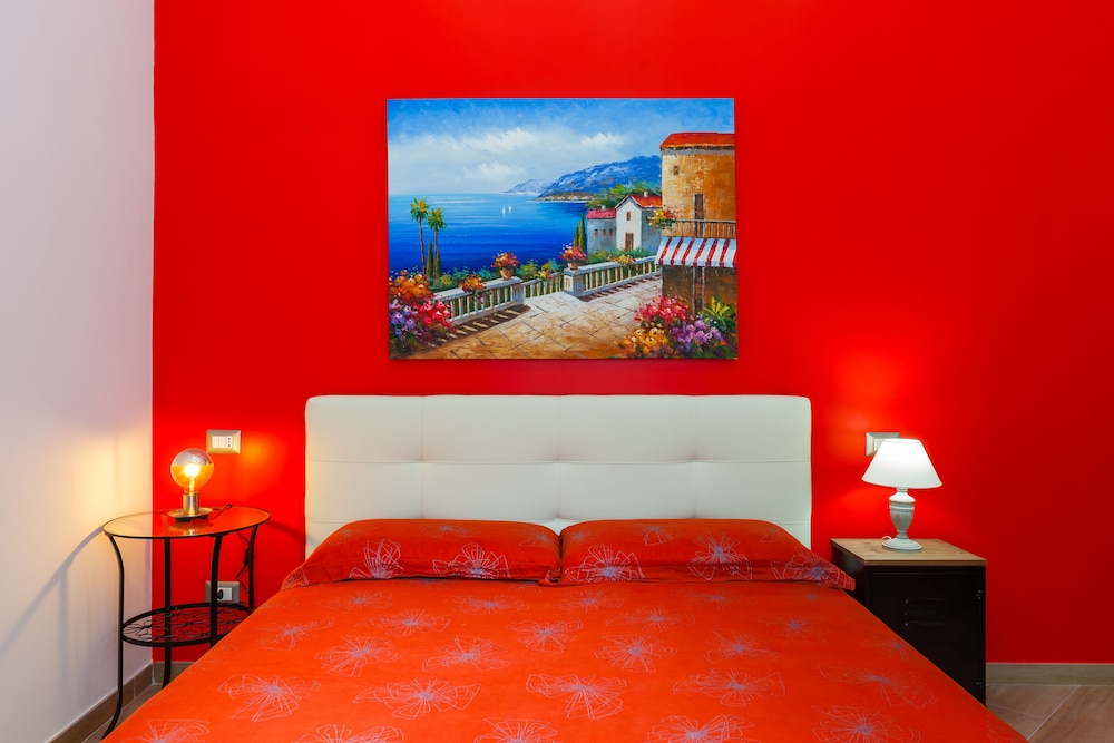 Vomero Rooms by Napoliapartments