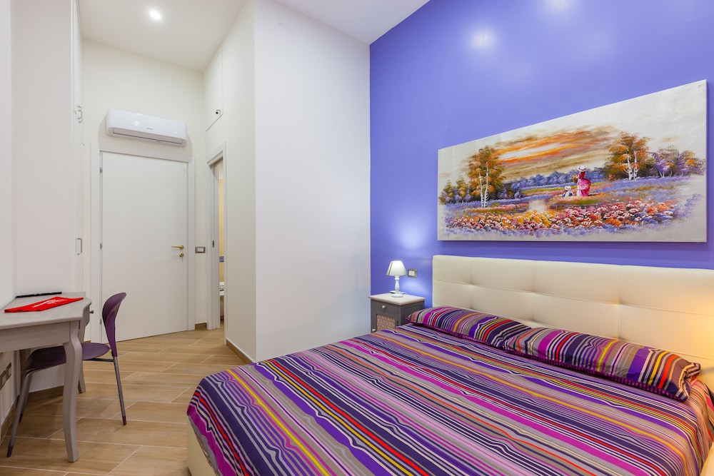 Vomero Rooms by Napoliapartments