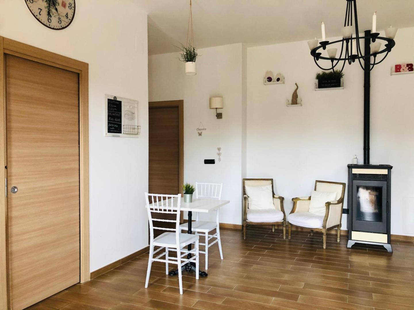 Zia Bi Bed And Breakfast