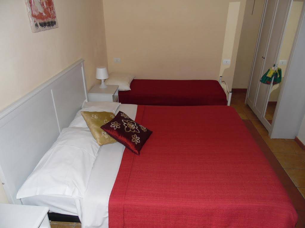 Agorà Hostel Deluxe