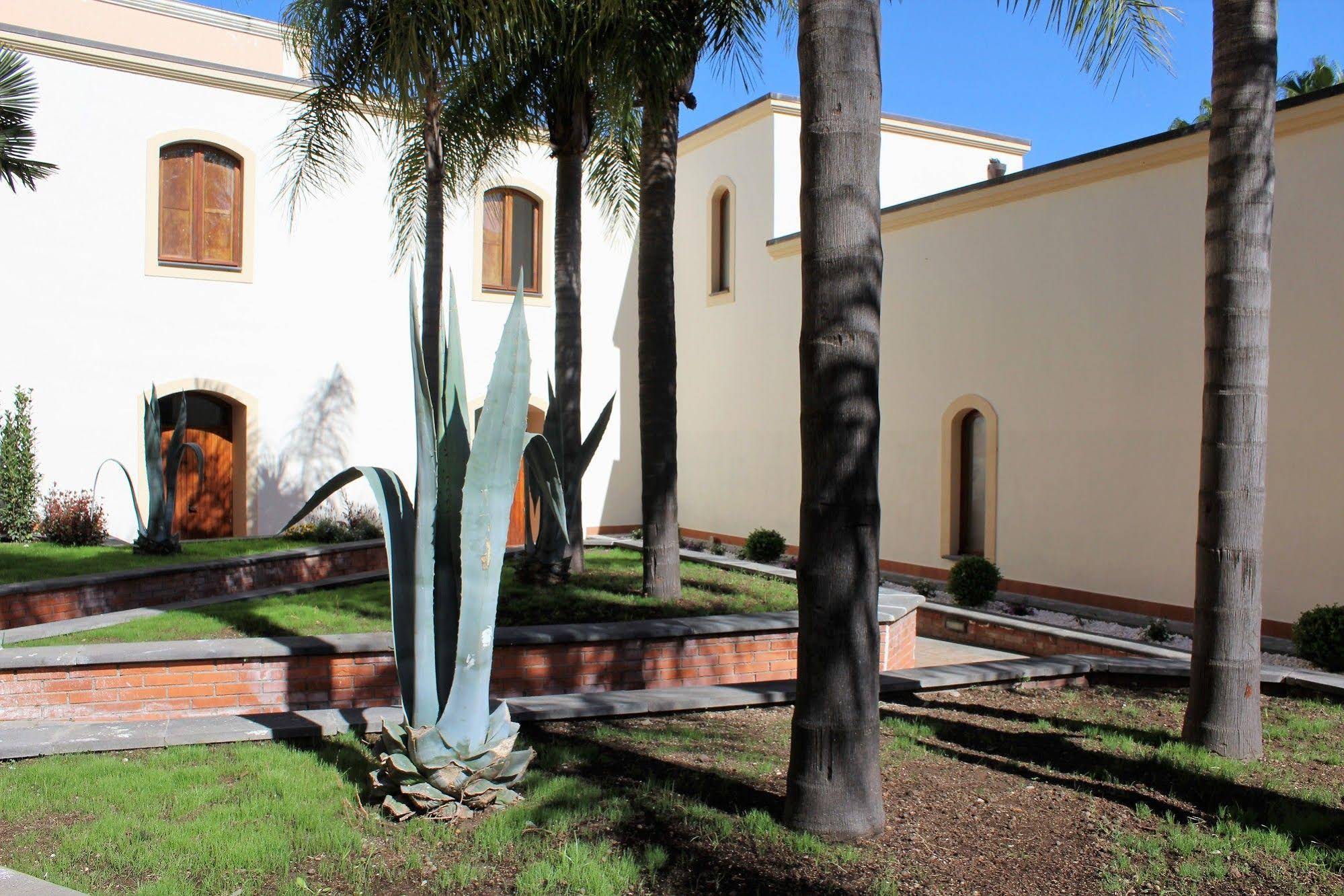 Pompei Hostel Suites & Breakfast Deluxe