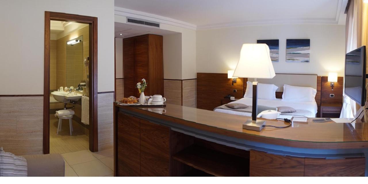 Suites & Residence Hotel