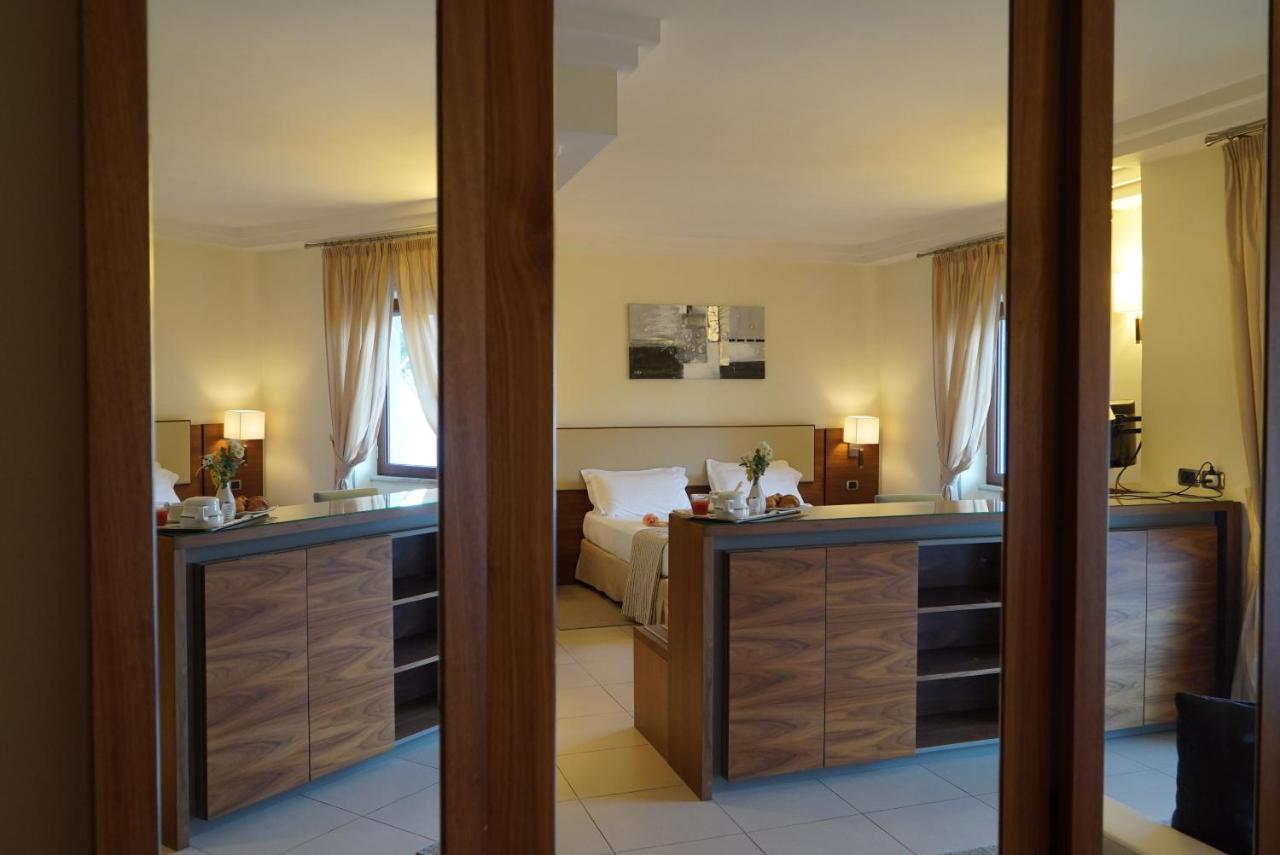 Suites & Residence Hotel