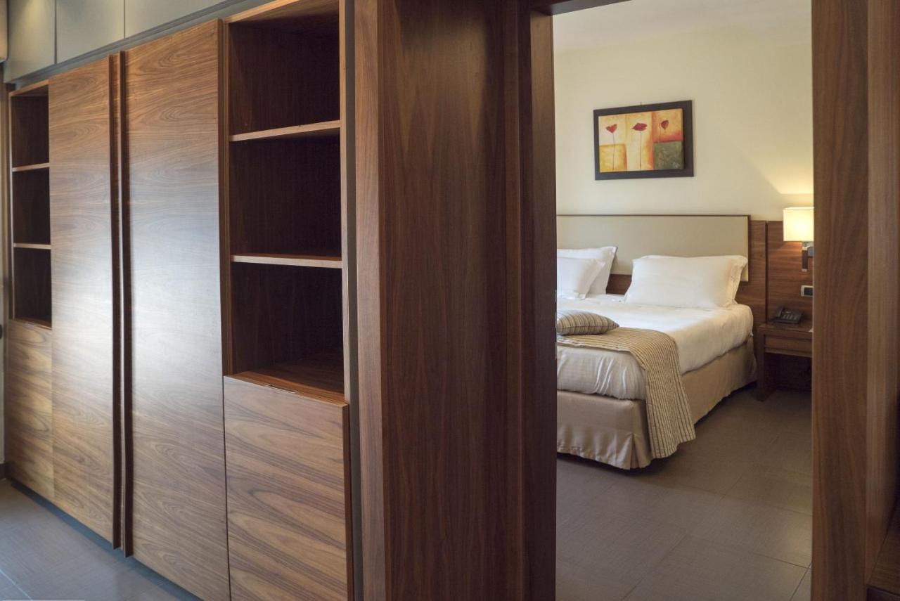 Suites & Residence Hotel