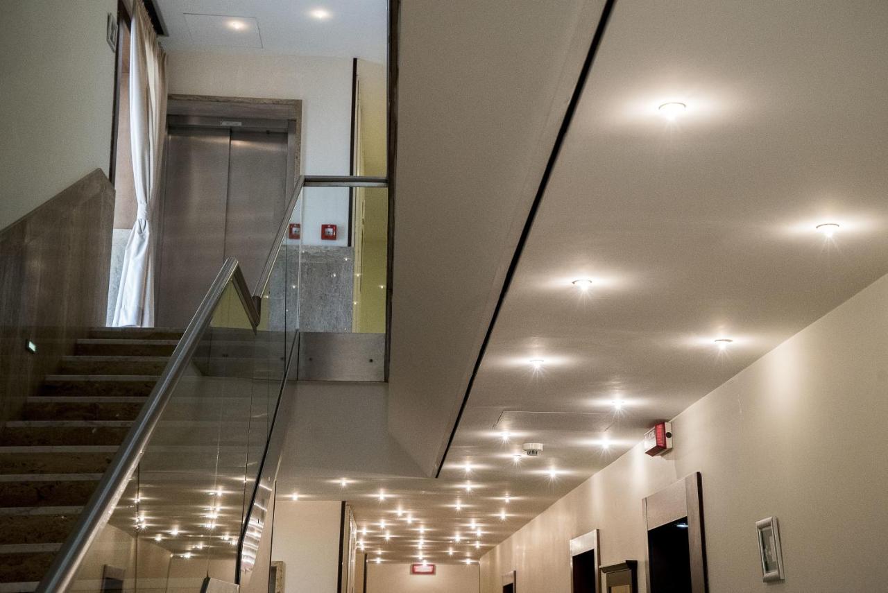 Suites & Residence Hotel