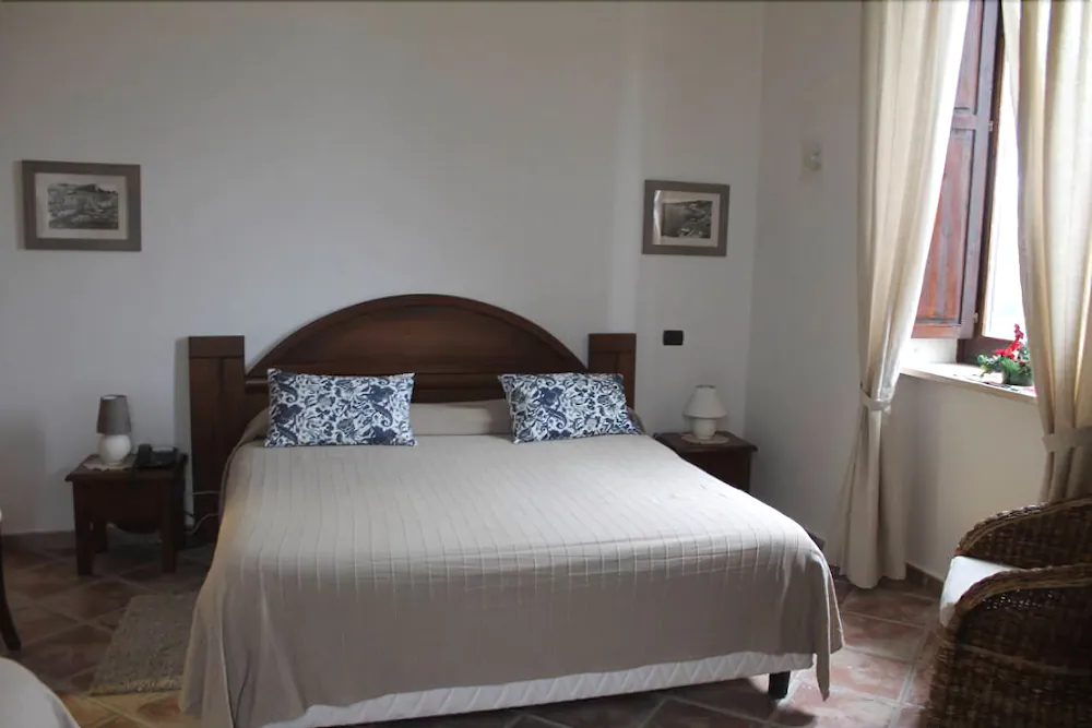 Tenuta Convivium Cuma