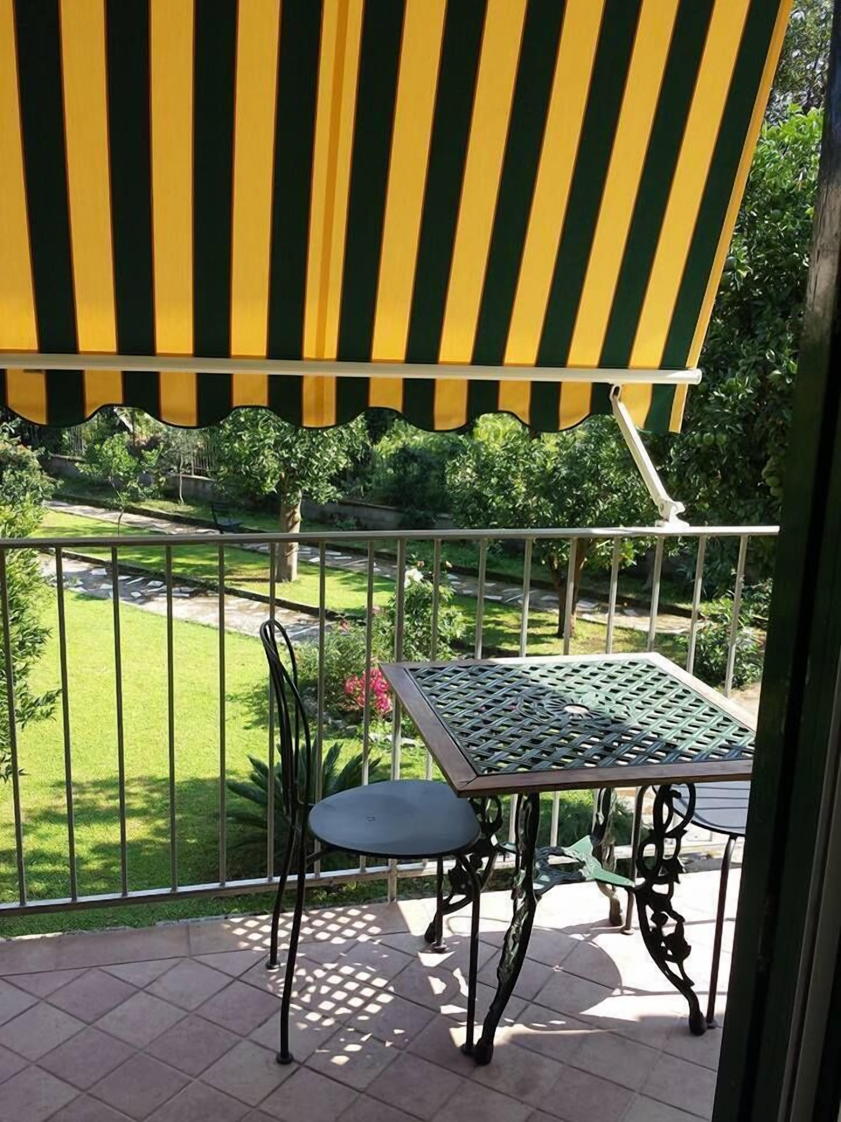 B&B Massico Apartments