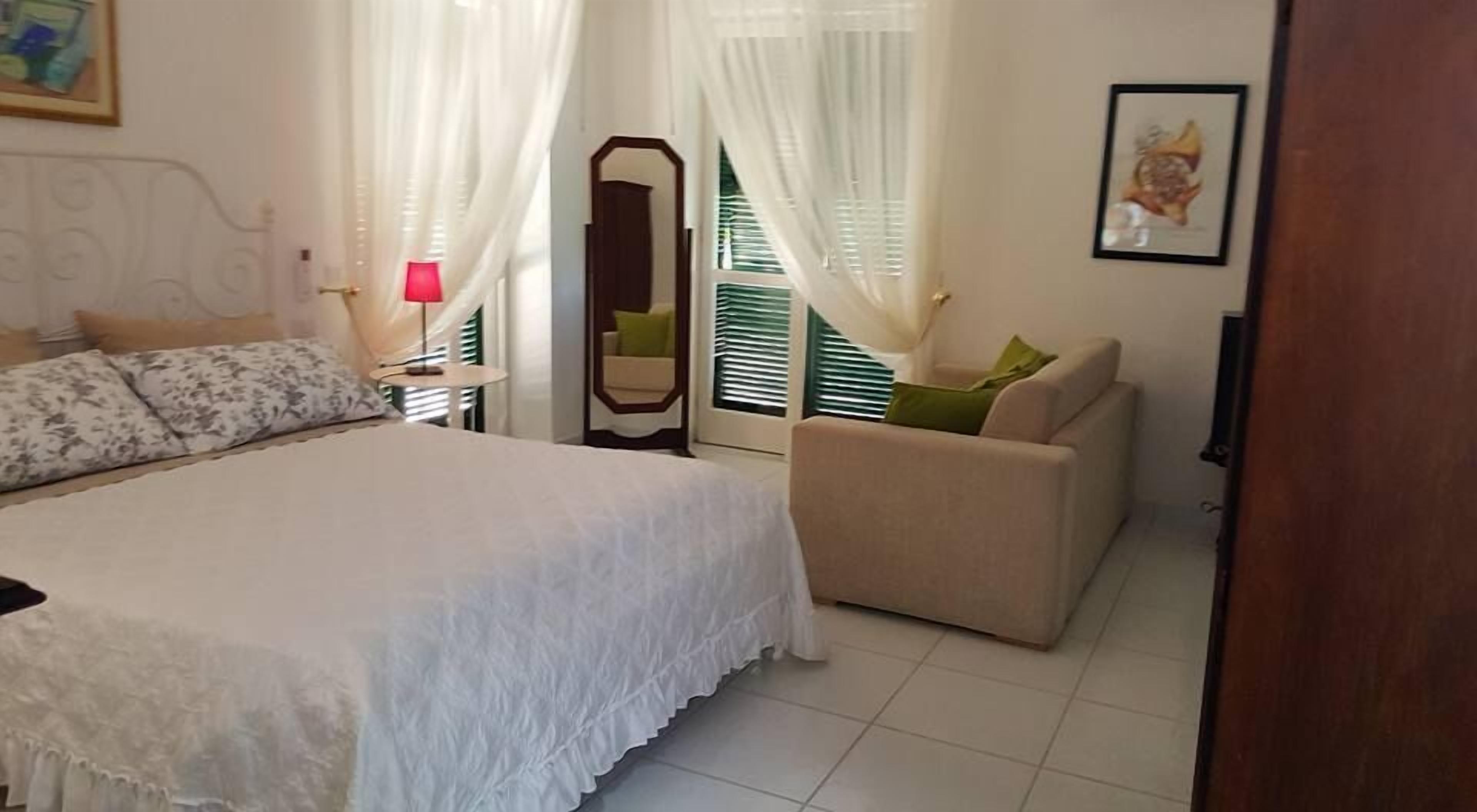 B&B Massico Apartments