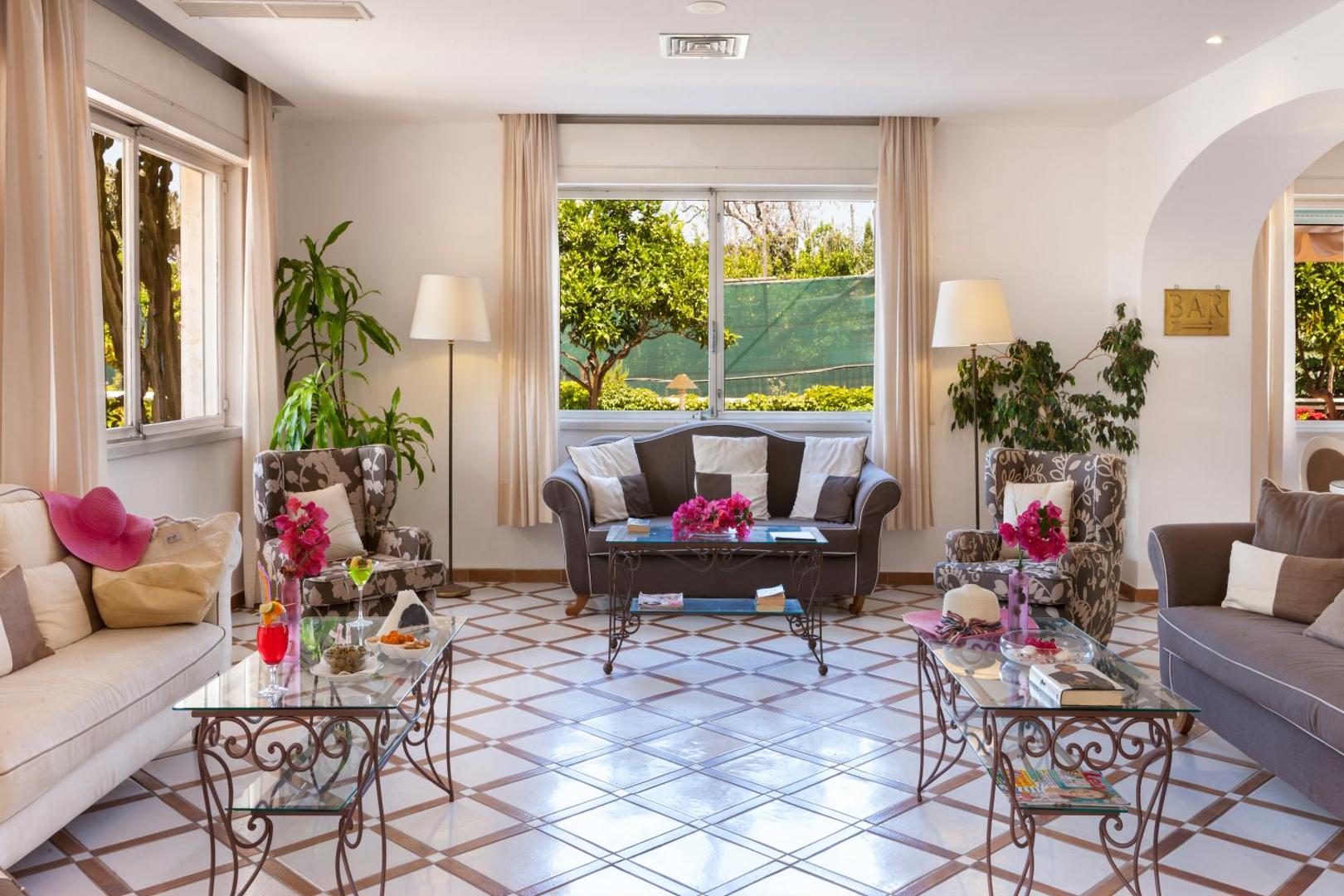 Hotel Alpha Sorrento Coast