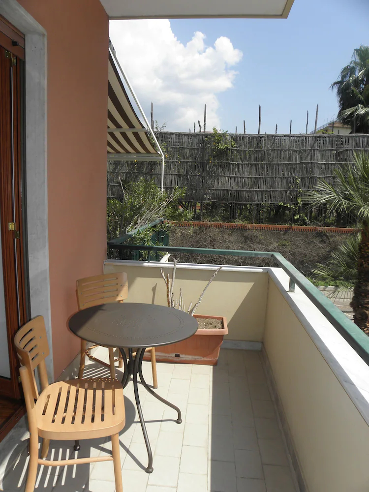 Lemon Rooms Sorrento