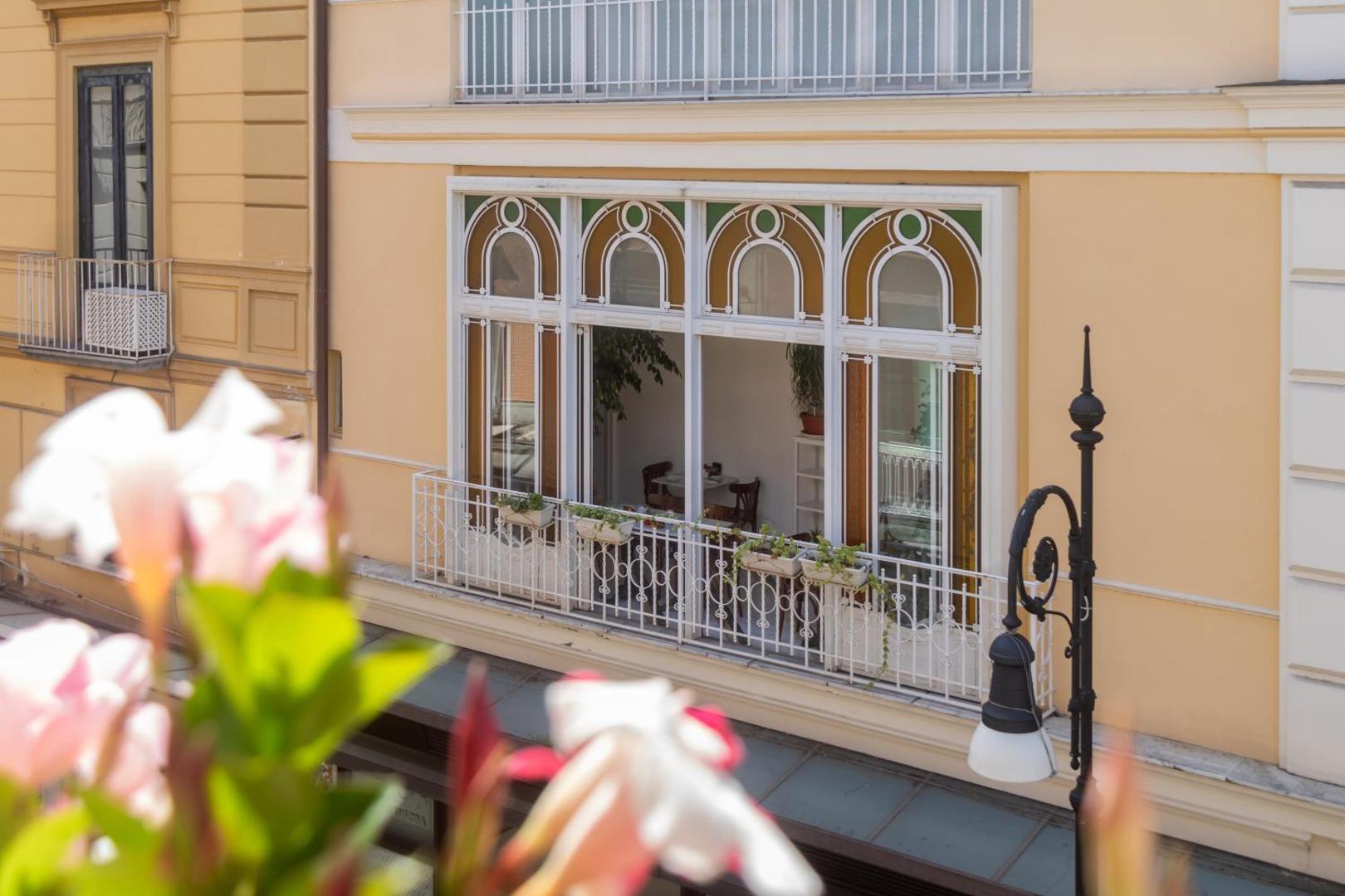 Palazzo Starace Relais