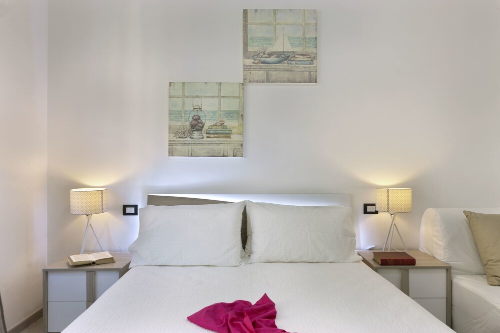 Sorrento Flower Rooms