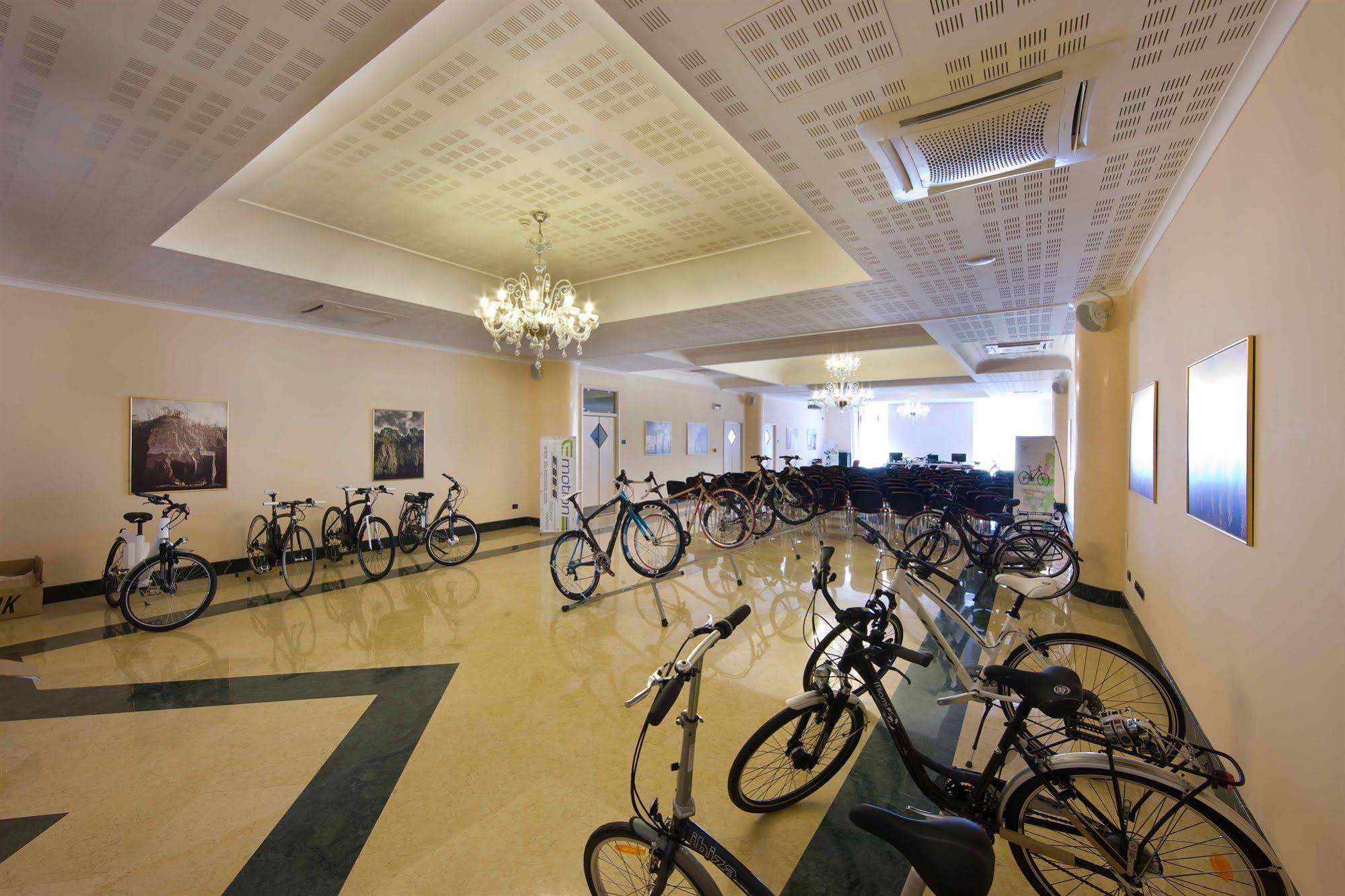 Ulisse Deluxe Hostel