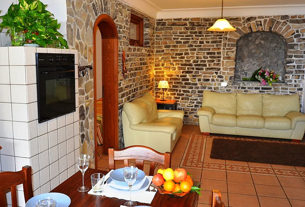 Villa Aurora