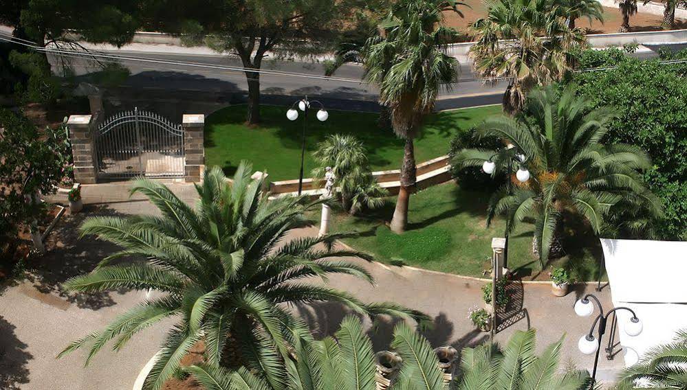 Hotel AL 2000