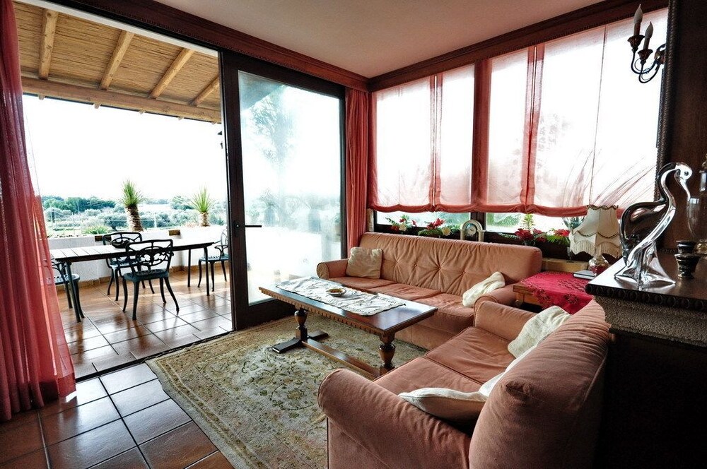 Felline In Bed & Breakfast