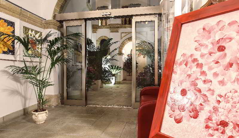 Al Pescatore Hotel & Restaurant