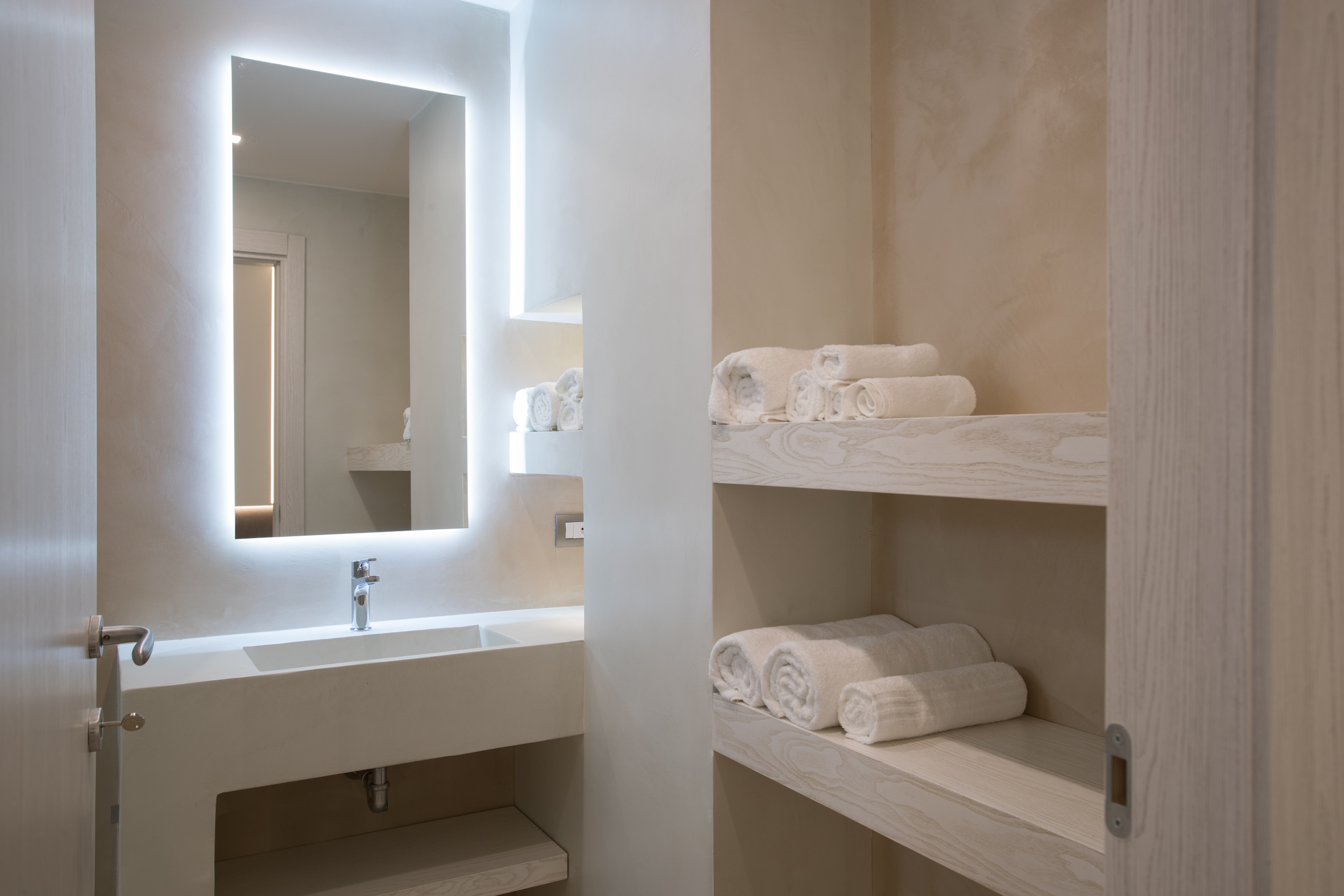 Seven Suite Gallipoli