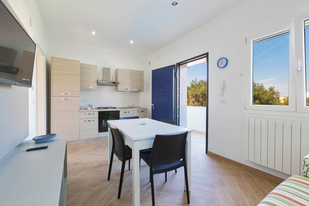 Absolute Suite Apartments