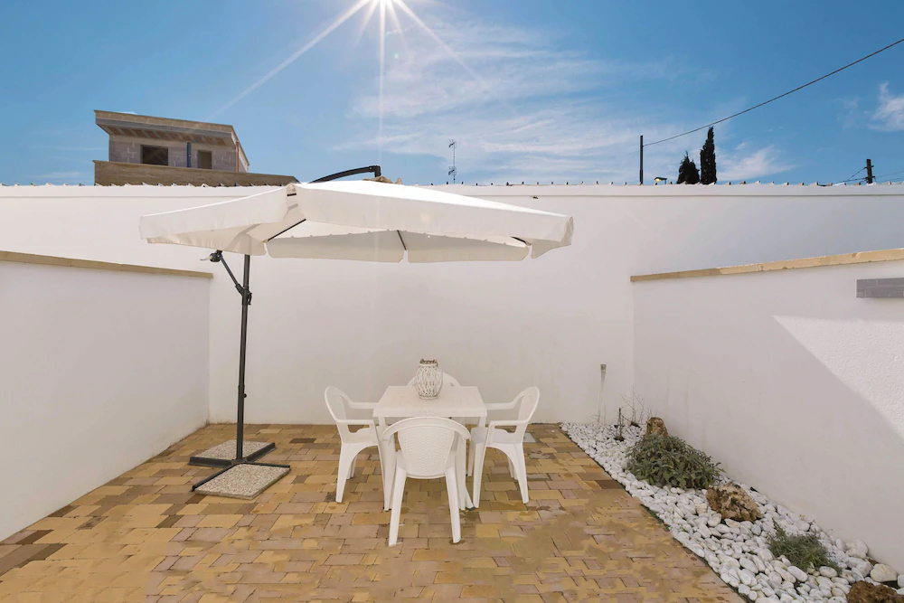 Absolute Suite Apartments