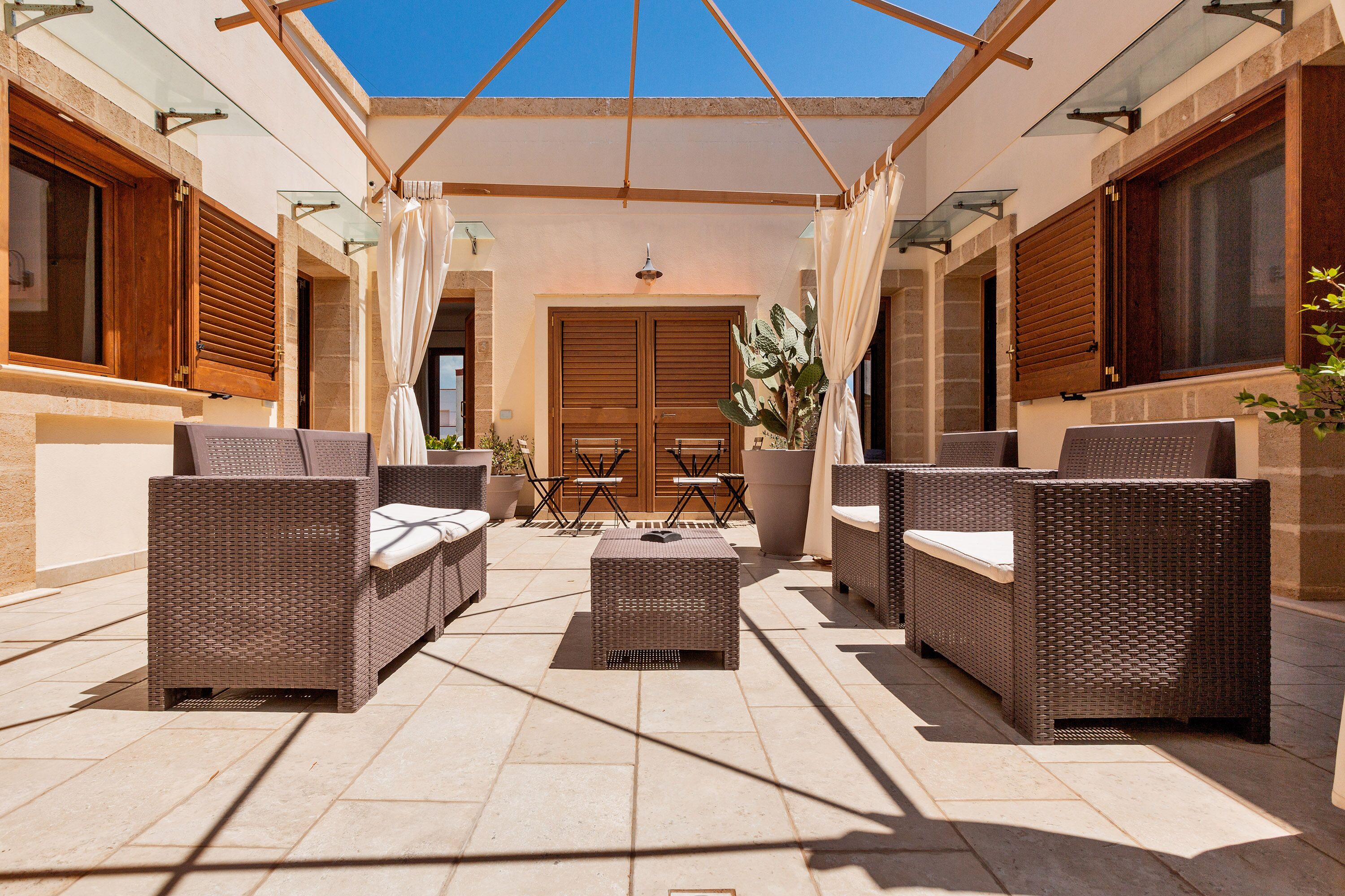 2059 Hotel Roma Tripla