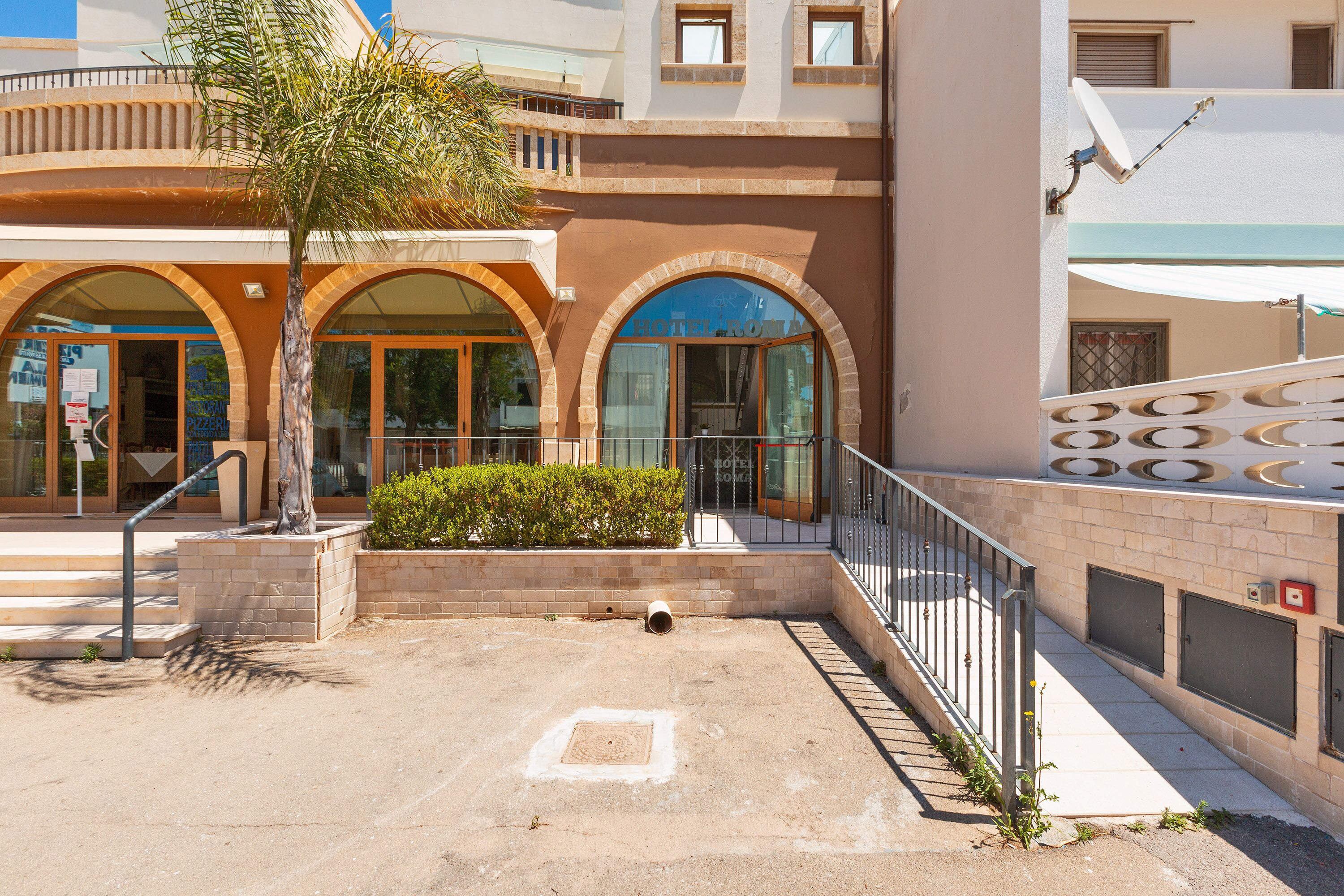 2059 Hotel Roma Tripla