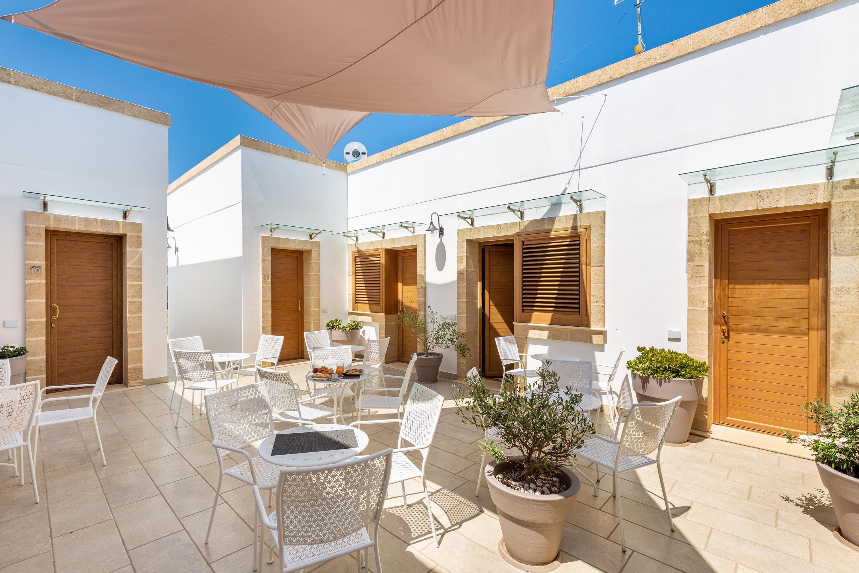 2059 Hotel Roma Tripla