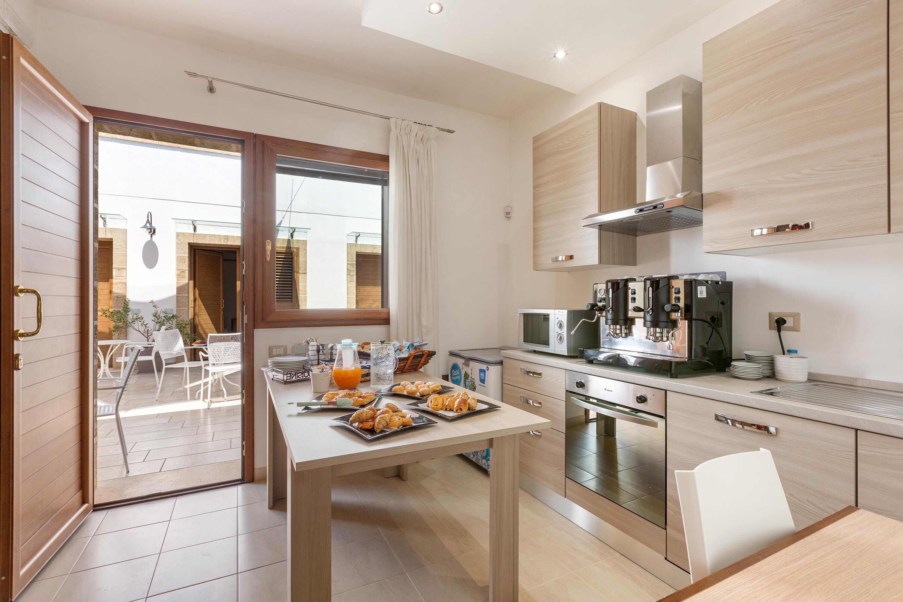 2059 Hotel Roma Tripla