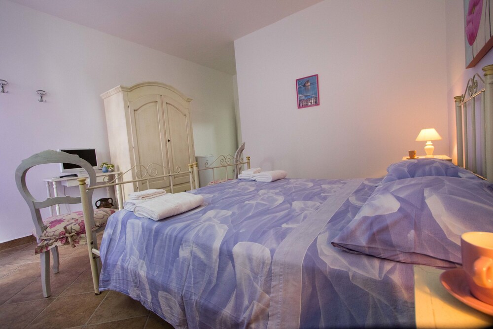 Villa Quattro Pini Bed and Breakfast