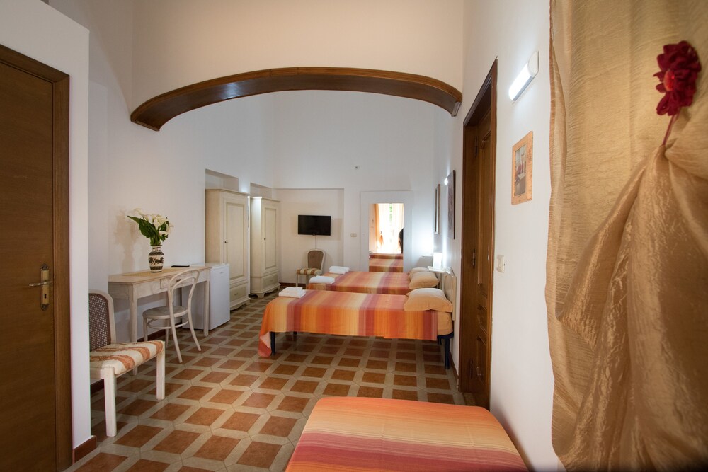 Villa Quattro Pini Bed and Breakfast