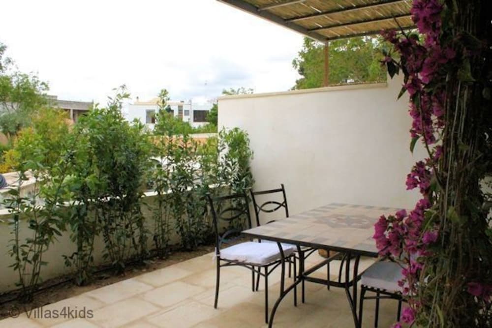 The Courtyard - Anna