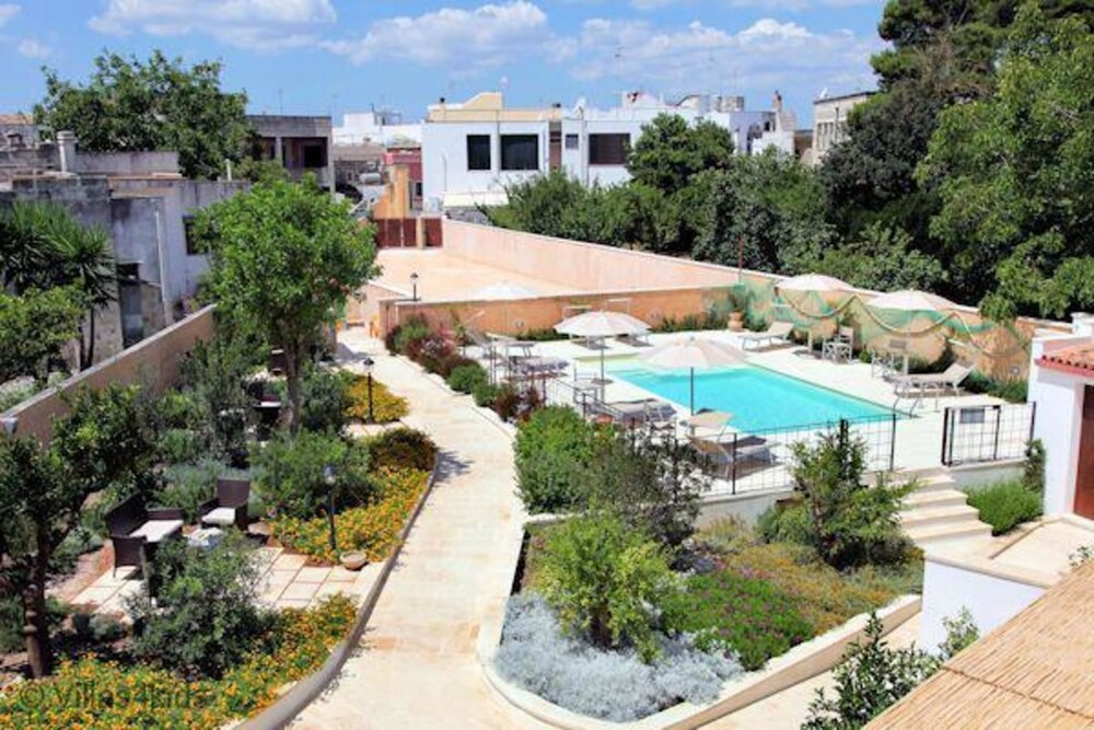 The Courtyard - Elsa