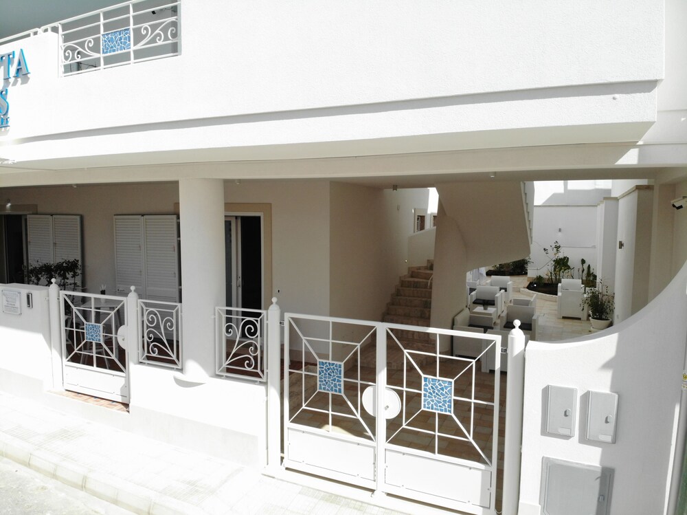 Kalinifta Rooms Apartment