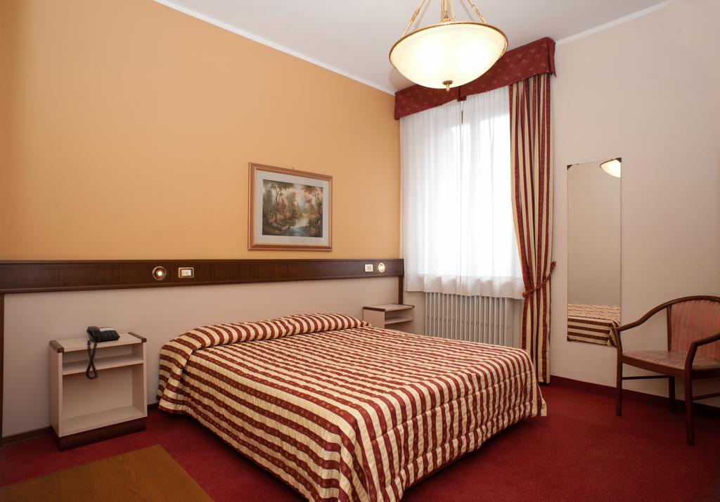 Bes Hotel Papa