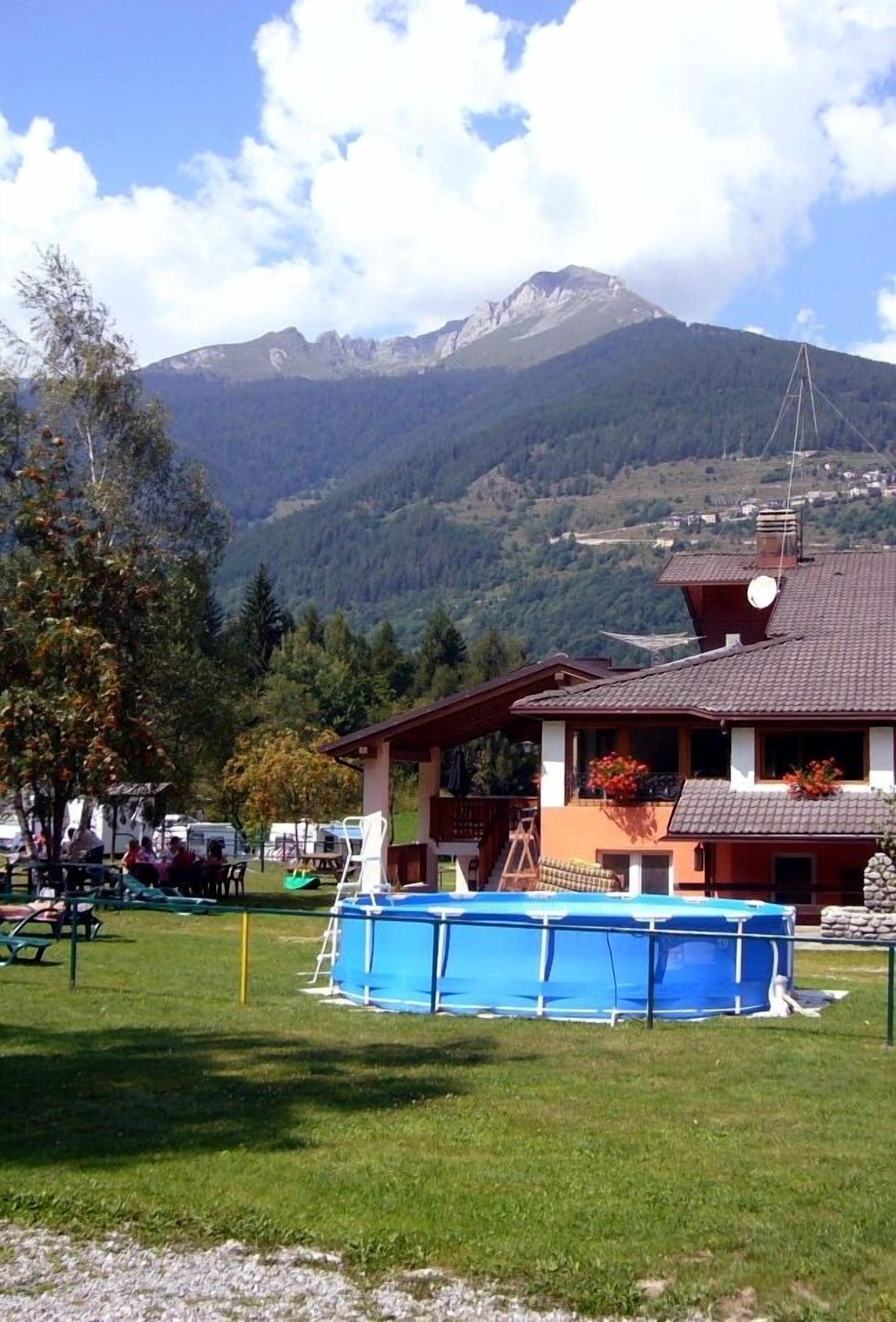 Chalet Presanella