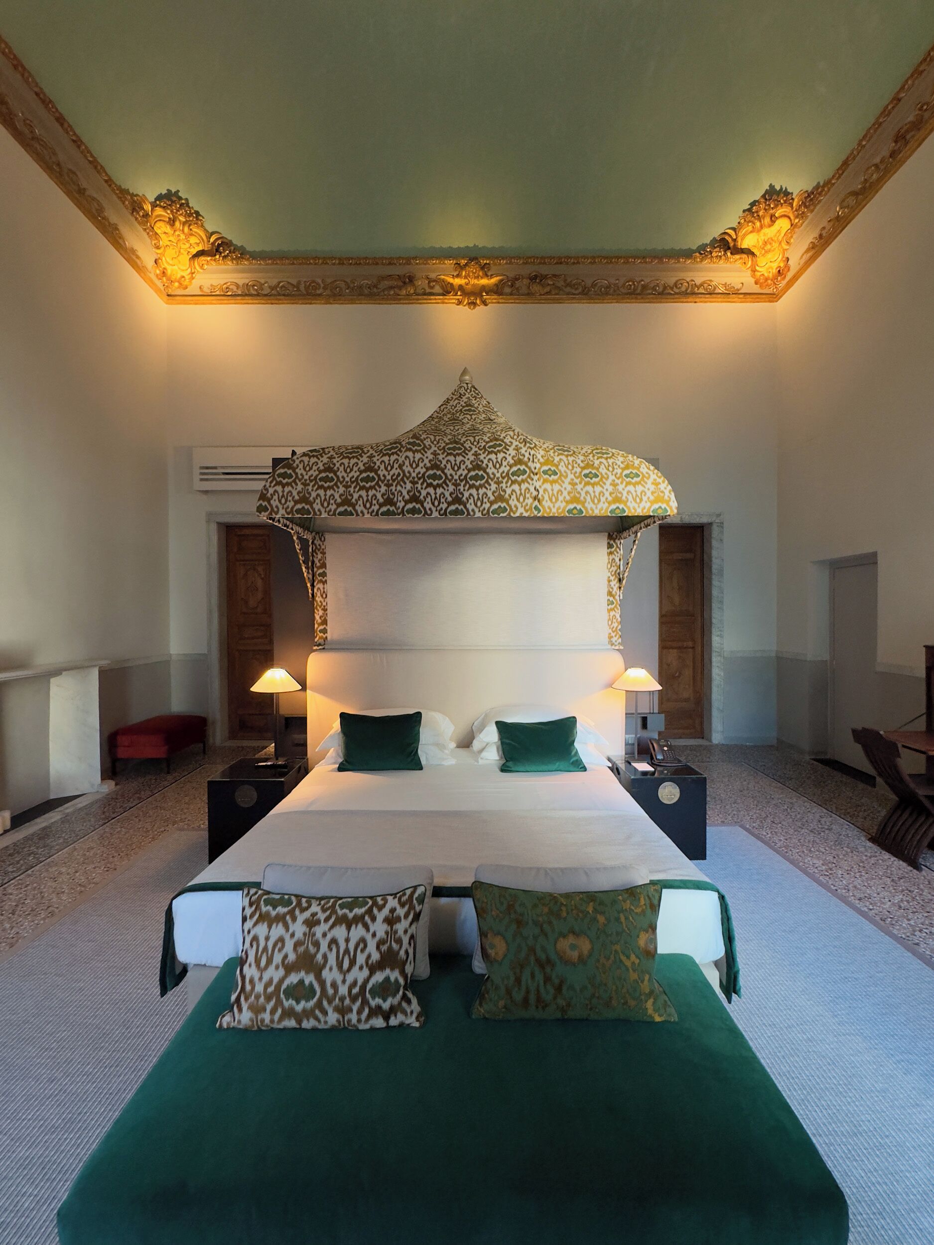 Hotel Palazzo Durazzo Suites