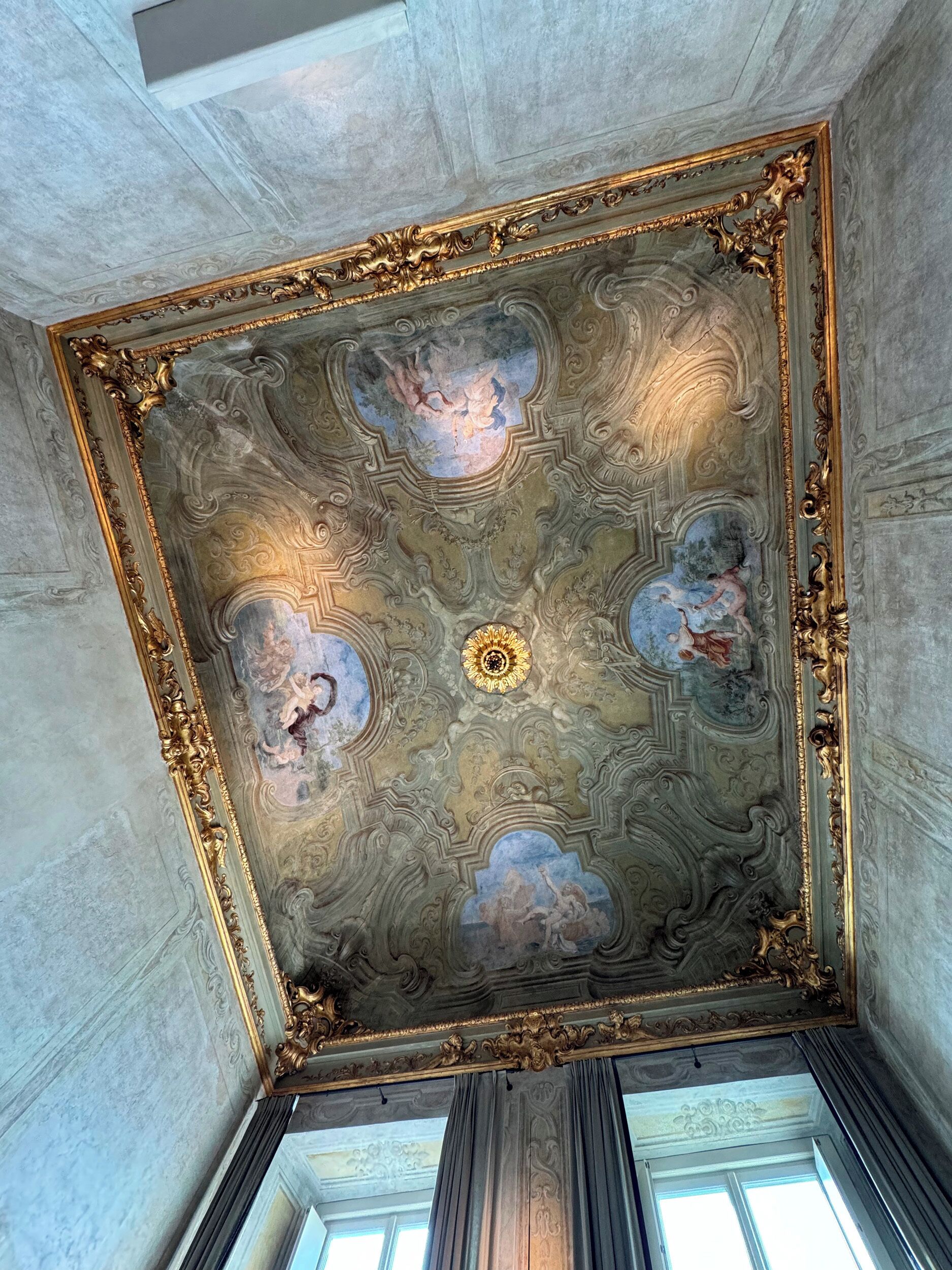 Hotel Palazzo Durazzo Suites