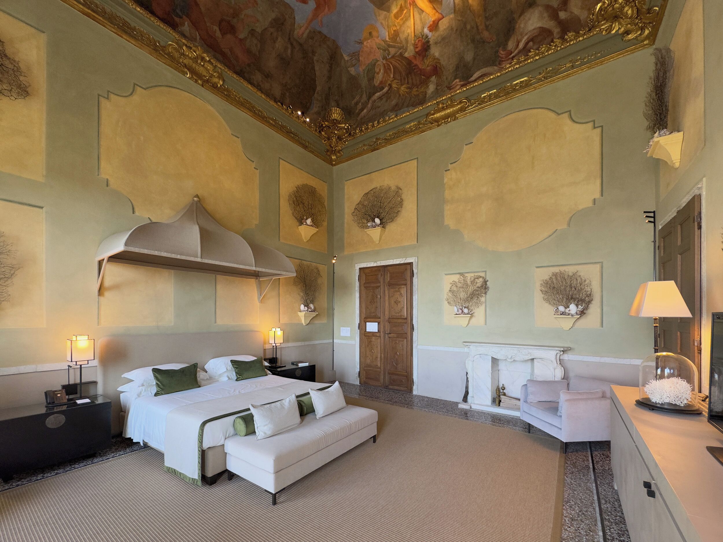 Hotel Palazzo Durazzo Suites