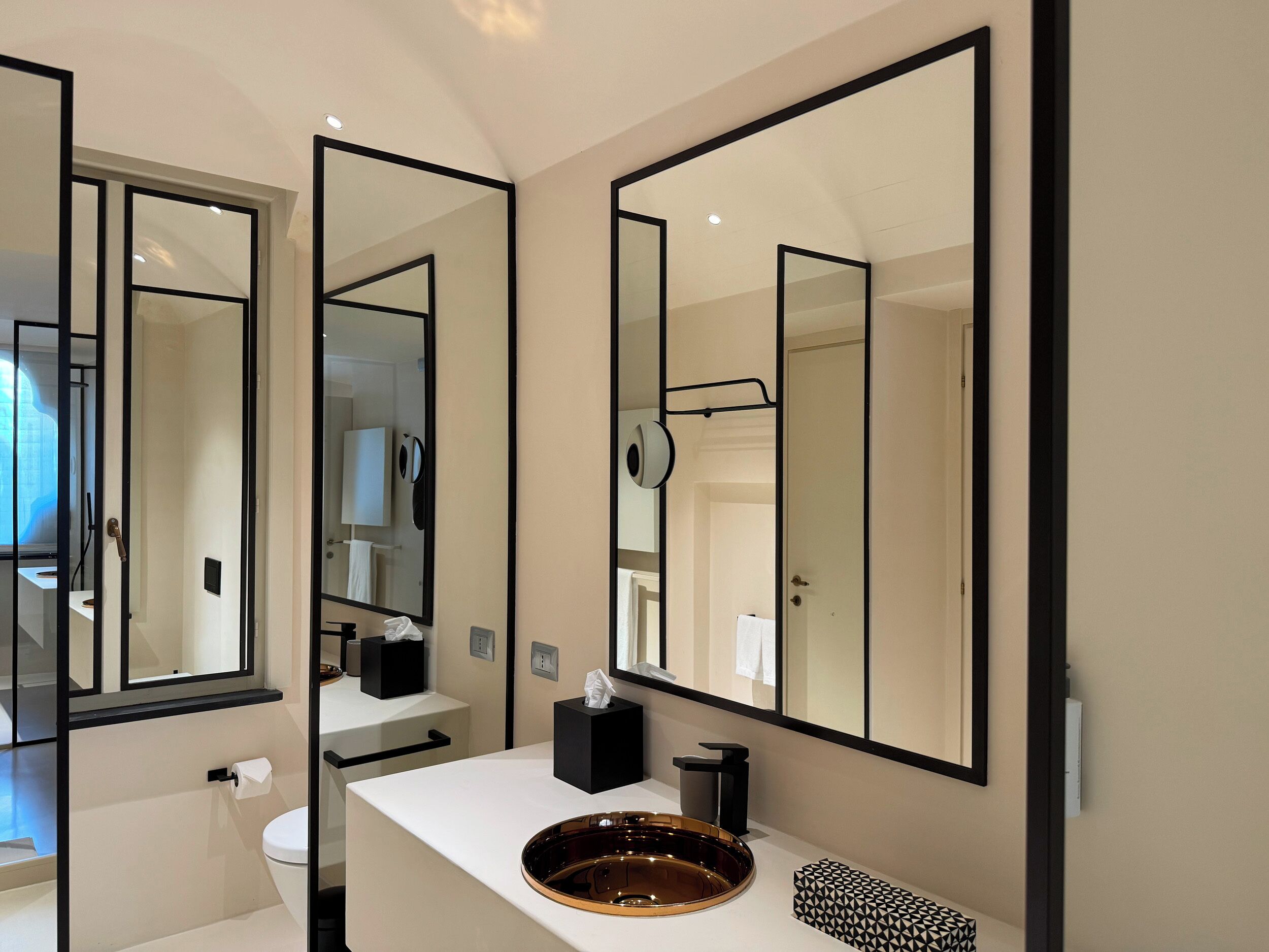 Hotel Palazzo Durazzo Suites