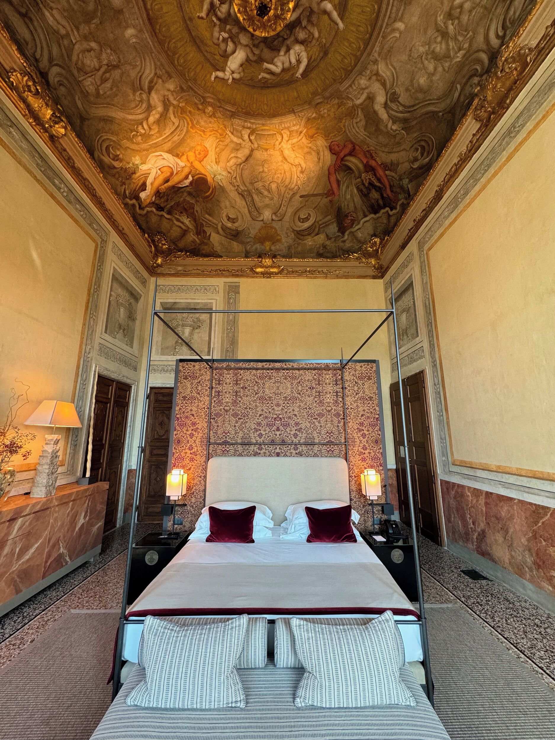 Hotel Palazzo Durazzo Suites
