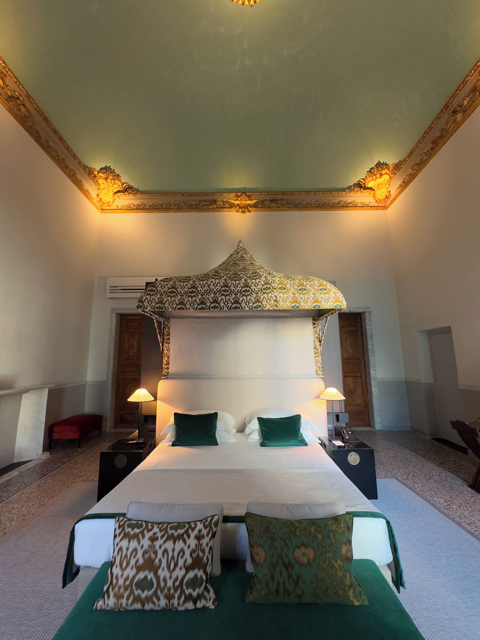 Hotel Palazzo Durazzo Suites