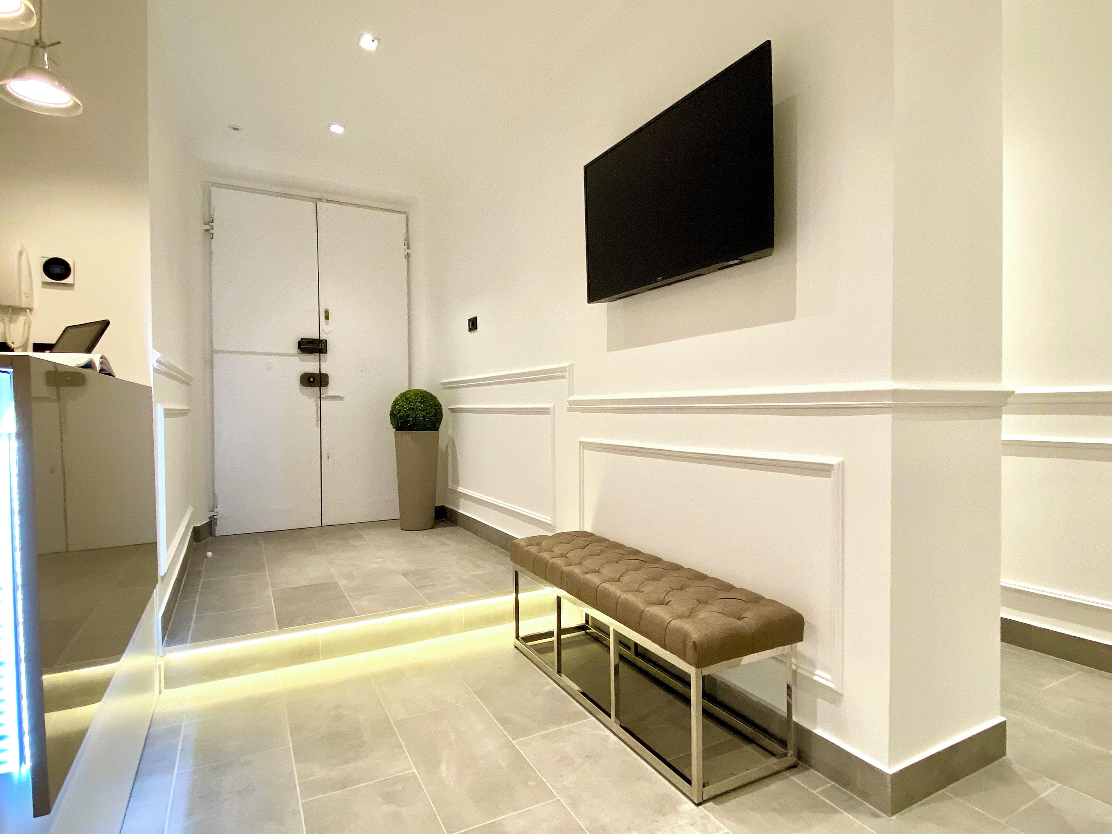 The One Sun N Sea Rooms