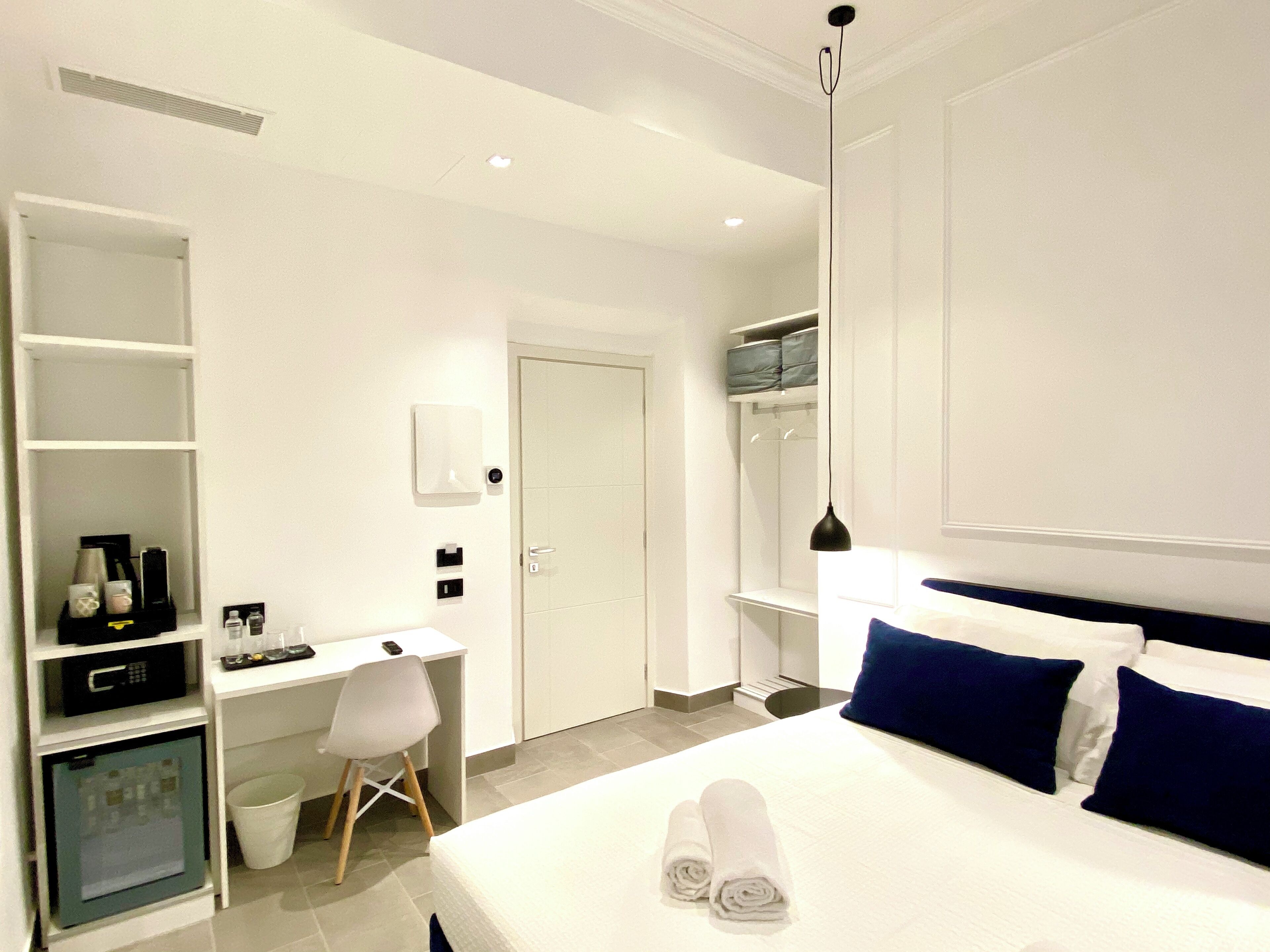 The One Sun N Sea Rooms