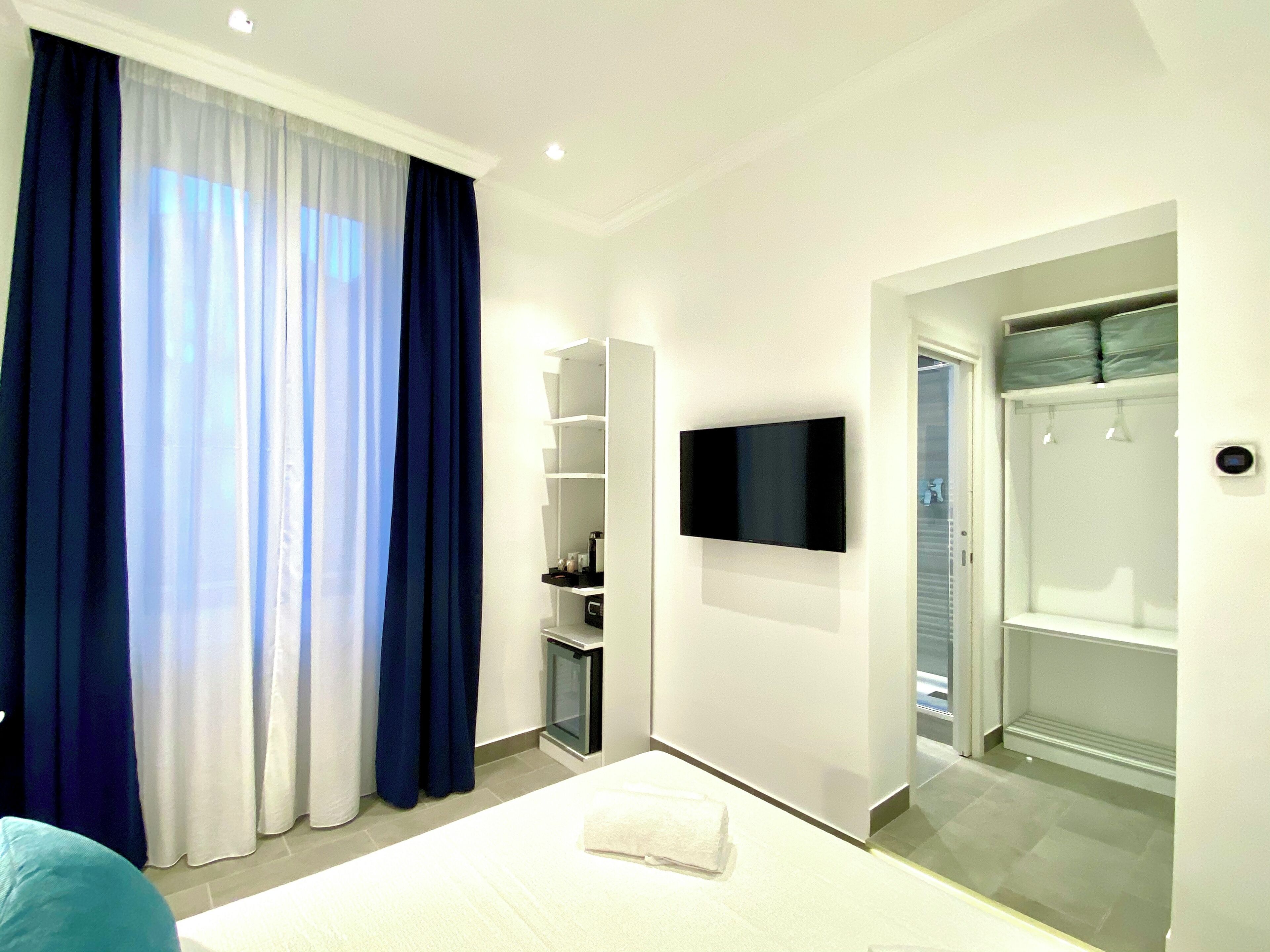 The One Sun N Sea Rooms
