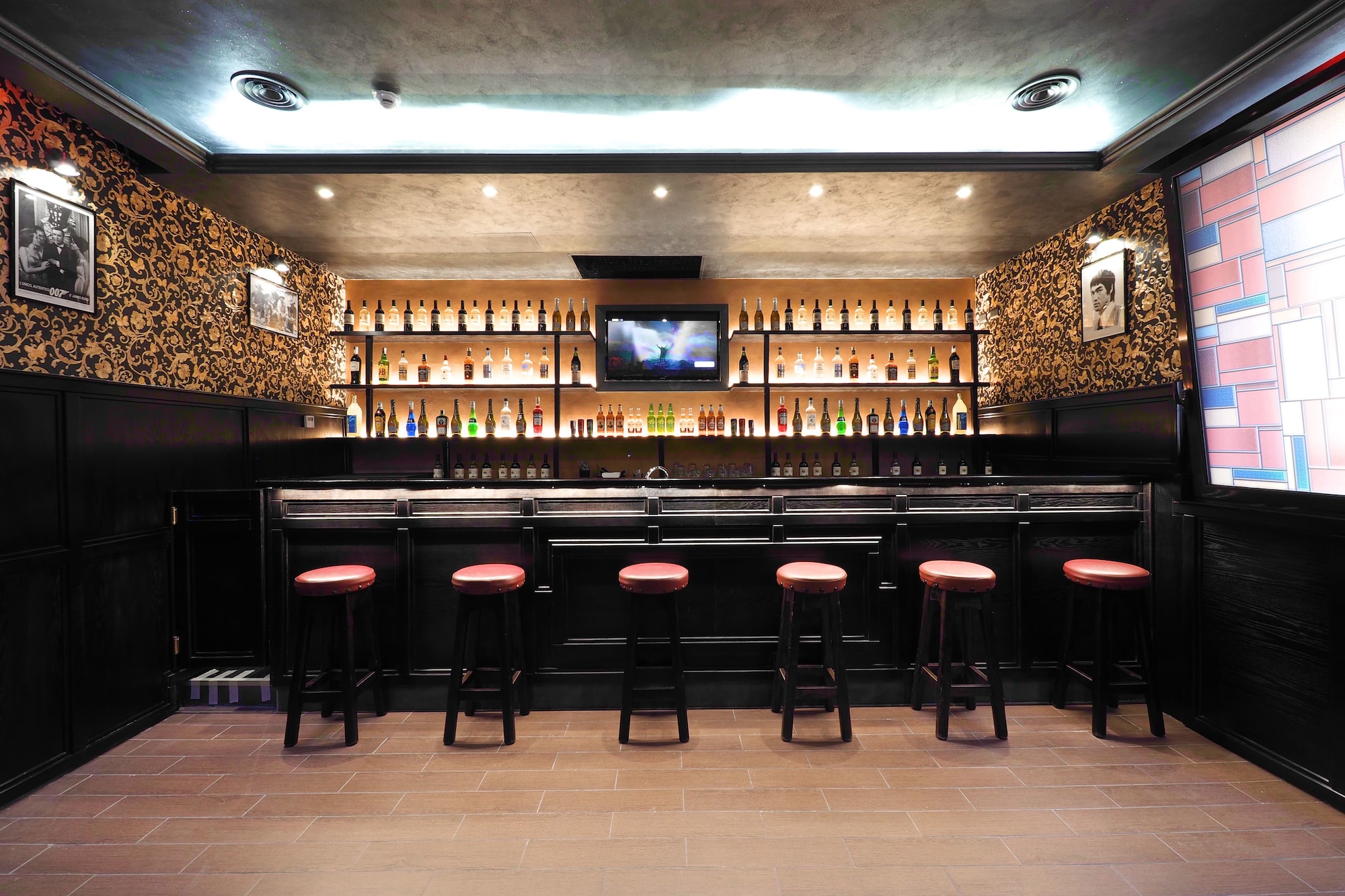 Alessandro Downtown Hostel