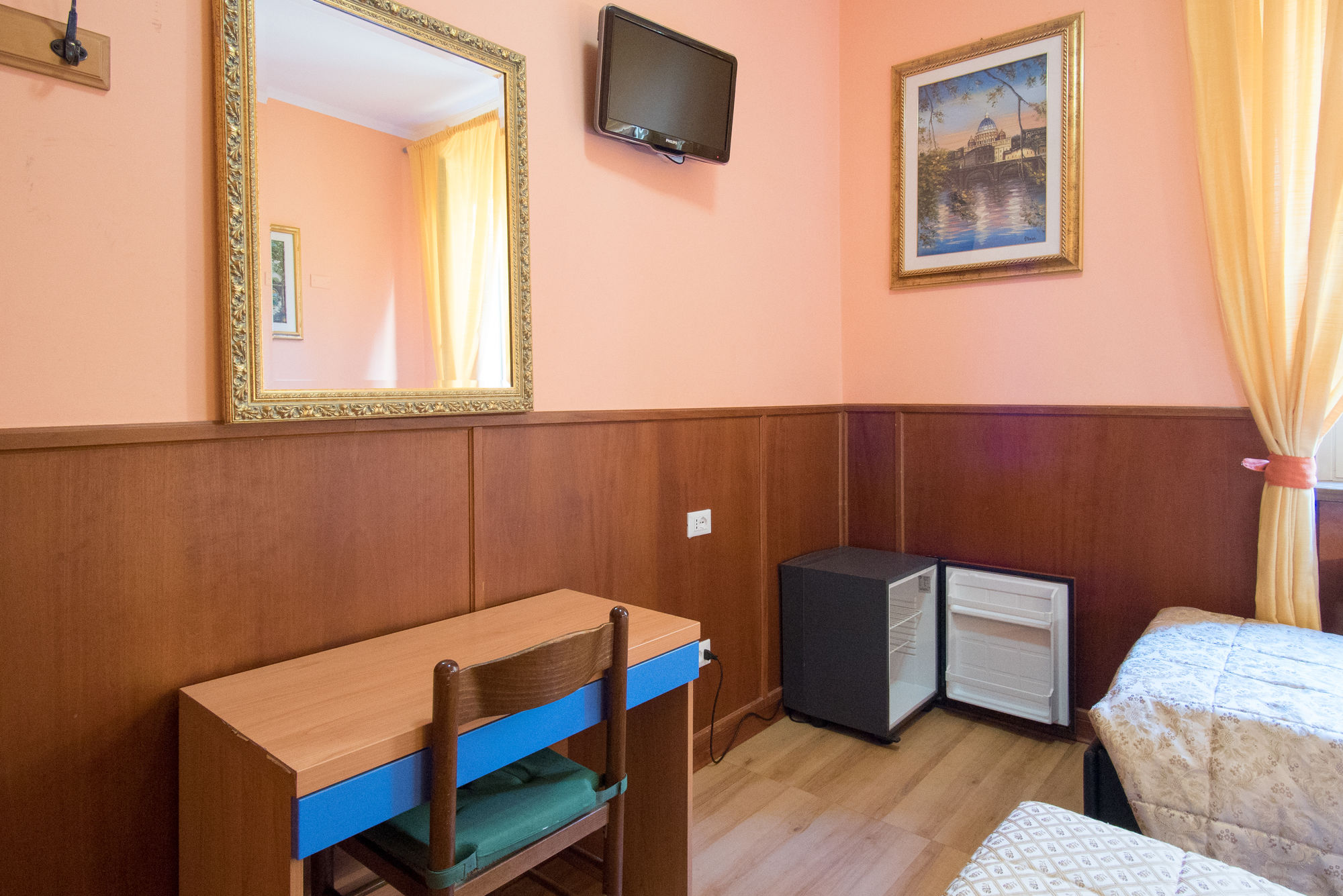 Alessandro Downtown Hostel