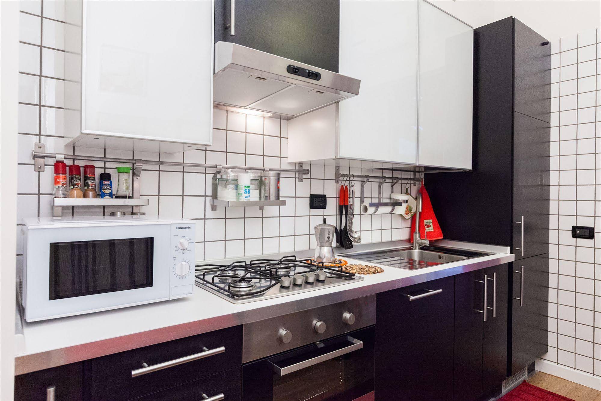 Almes Roma B&B