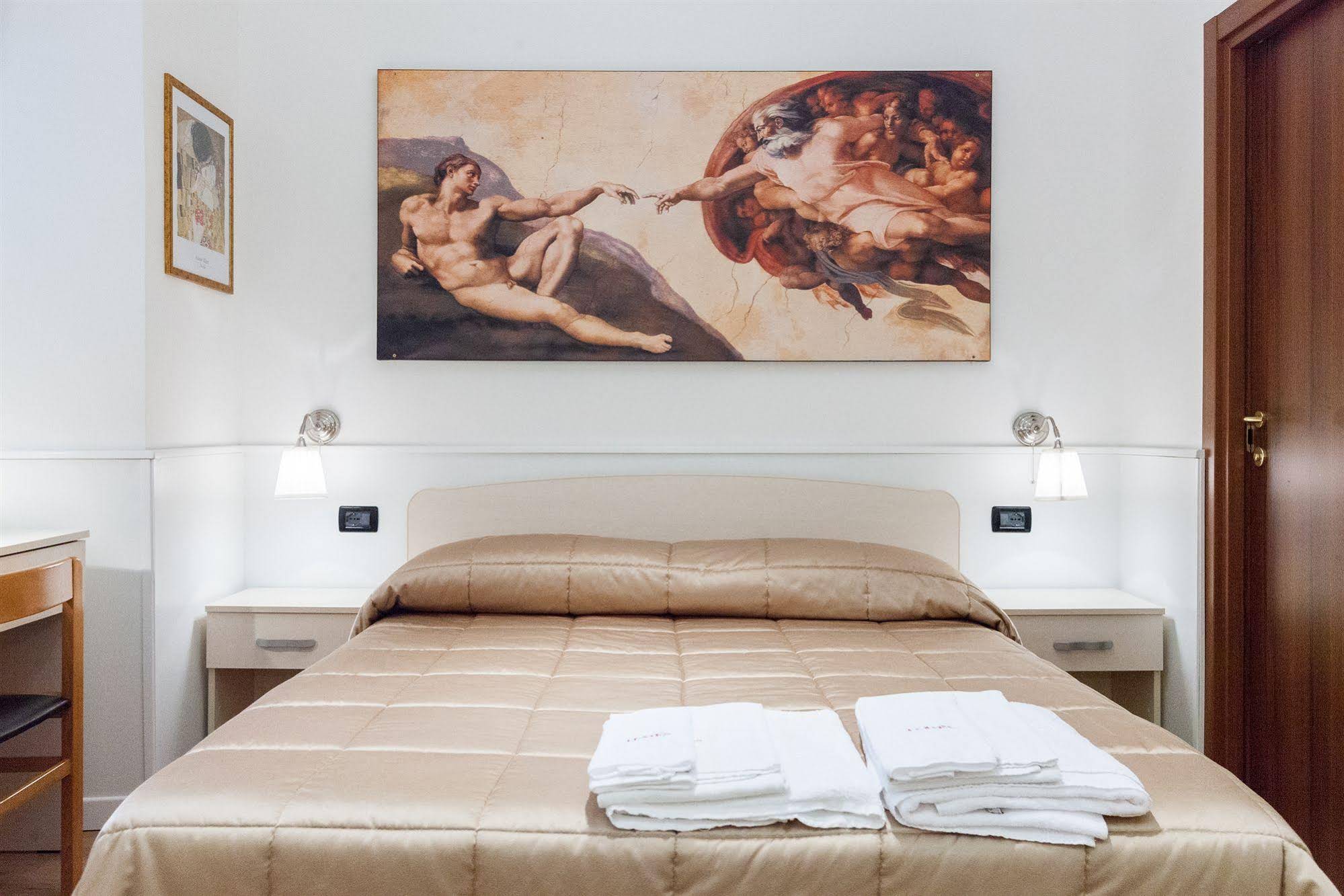 Almes Roma B&B